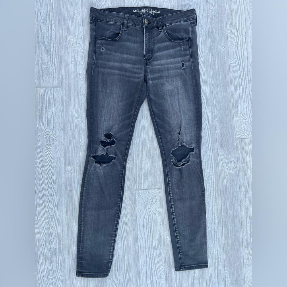 American Eagle Distressed Washed Out Black Jegging Size 12 Long